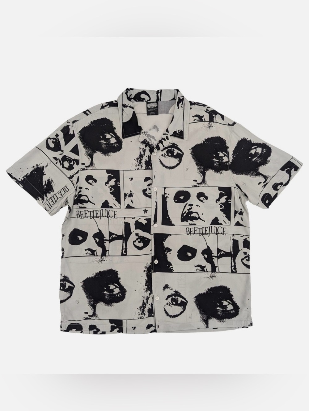 Beetlejuice Mens Gray Short Sleeve Button-Down Woven Shirt Size 3XL